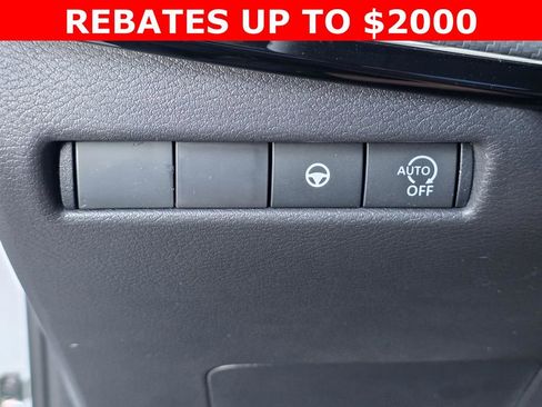 New 2026 Nissan Kicks SR FWD image 28