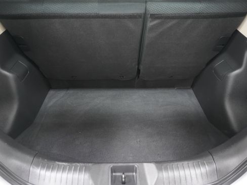 Used 2012 Nissan Versa 1.8 S w/ Special Edition Pkg FWD image 21