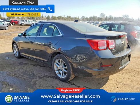 Used 2014 Chevrolet Malibu LT w/ Power Convenience Package image 2