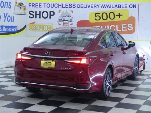 Used 2023 Lexus ES 300h w/ Premium Package FWD image 7
