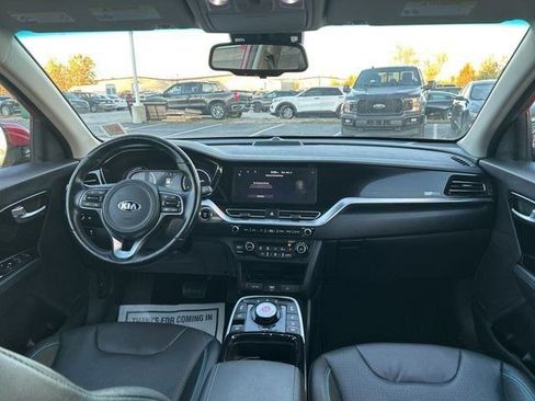 Used 2021 Kia Niro EX Premium w/ Cold Weather Package image 42