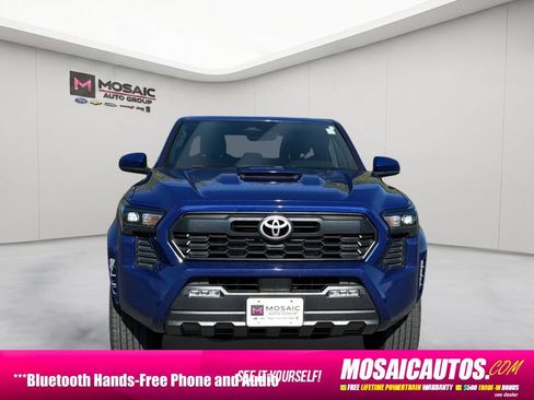 Used 2024 Toyota Tacoma TRD Sport AWD/4WD image 8