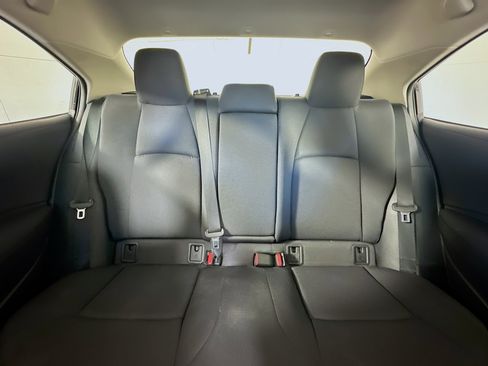 Used 2023 Toyota Corolla LE image 29