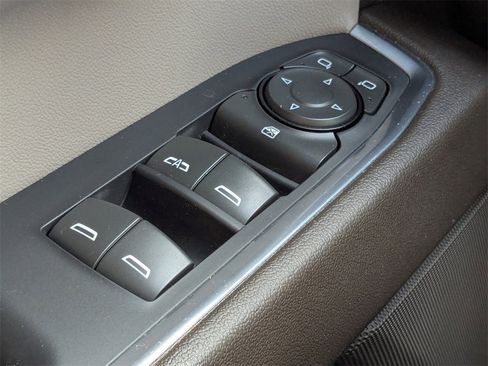 Used 2023 Chevrolet Silverado 1500 LT w/ Protection Package image 18