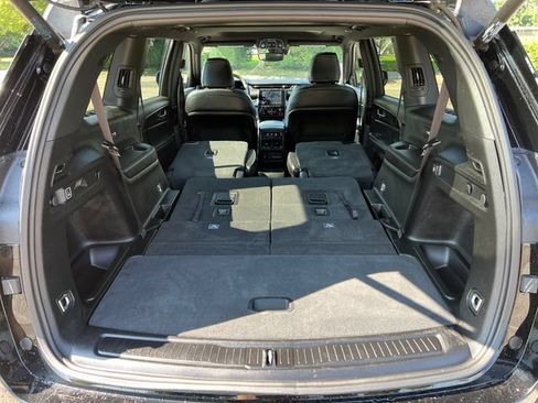 Used 2023 Jeep Grand Cherokee L Laredo AWD/4WD image 30