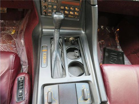 Used 1993 Chevrolet Corvette Convertible image 6