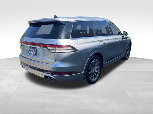 Used 2021 Lincoln Aviator Grand Touring w/ Equipment Group 302A AWD/4WD image 5