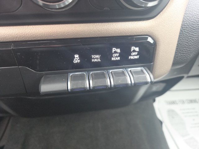 Used 2021 RAM 1500 Laramie AWD/4WD image 22