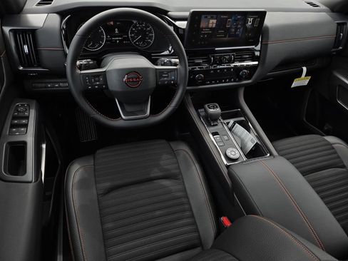 New 2026 Nissan Pathfinder Rock Creek image 17