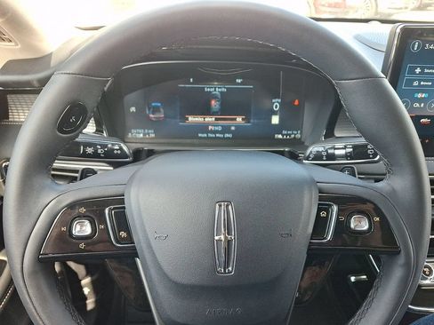 Certified 2023 Lincoln Corsair AWD w/ Equipment Group 101A image 19