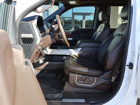 Used 2017 Ford F250 King Ranch w/ King Ranch Ultimate Package image 9