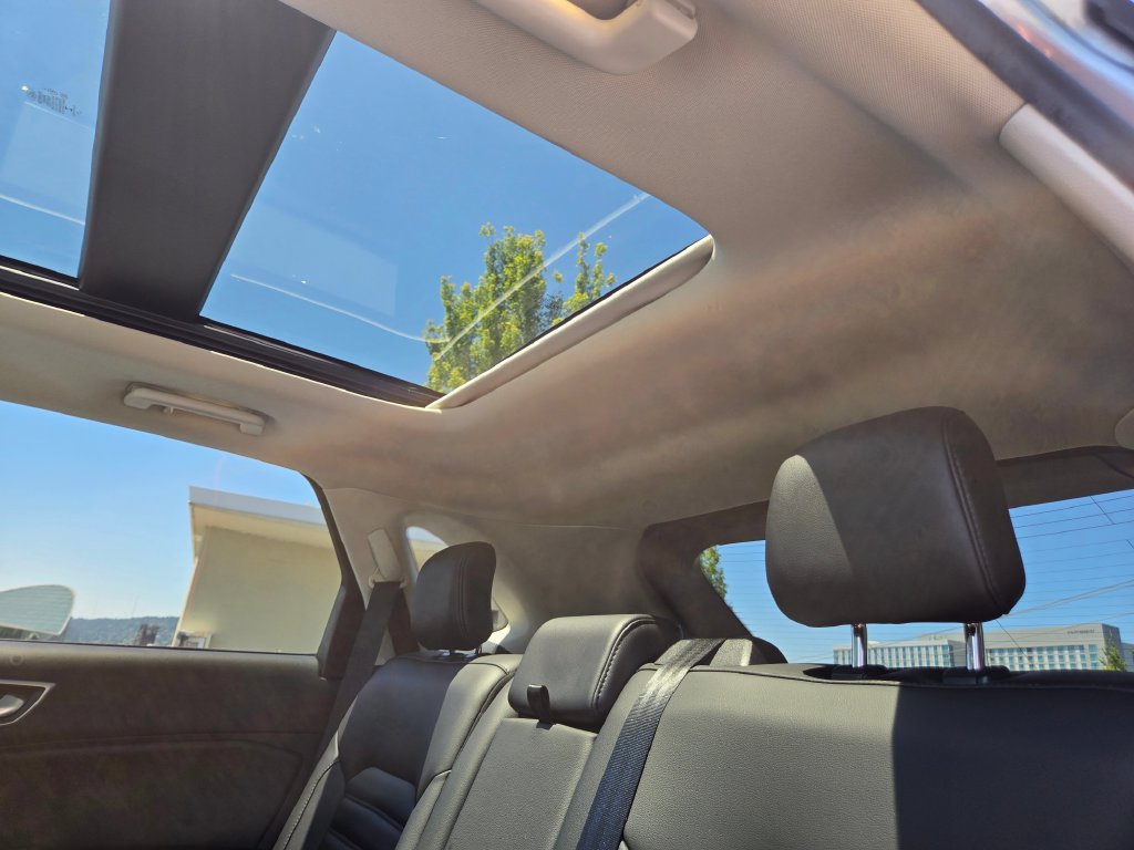 Used 2020 Ford Edge SEL w/ Convenience Package AWD/4WD image 18