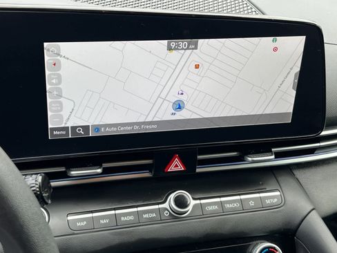 Certified 2024 Hyundai Elantra SEL image 18