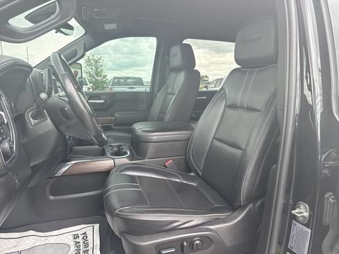 Used 2023 Chevrolet Silverado 3500 High Country AWD/4WD image 21