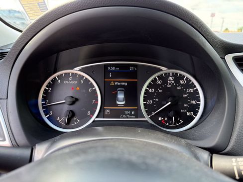 Used 2019 Nissan Sentra SR FWD image 24