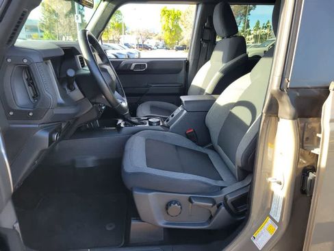 Used 2025 Ford Bronco Big Bend image 11