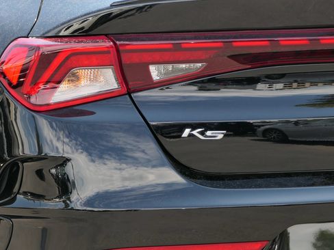 Used 2022 Kia K5 GT-Line w/ GT-Line FWD Premium Package image 5