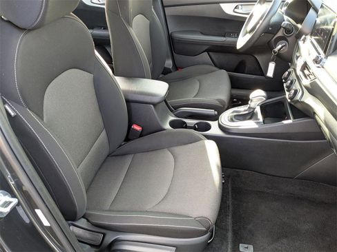 Used 2024 Kia Forte LXS image 35
