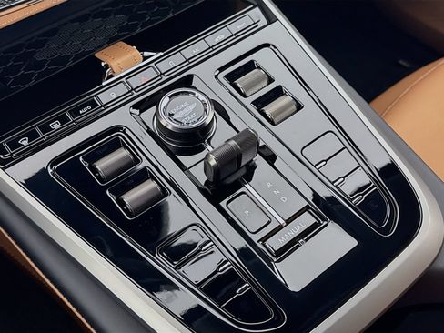 New 2026 Aston Martin DBX 707 AWD/4WD image 14