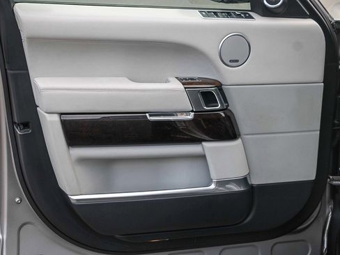 Used 2017 Land Rover Range Rover Long Wheelbase Autobiography image 20