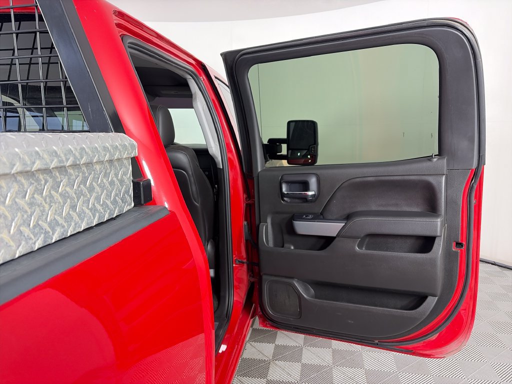 Used 2014 Chevrolet Silverado 1500 LTZ Z71 w/ LTZ Plus Package AWD/4WD image 28