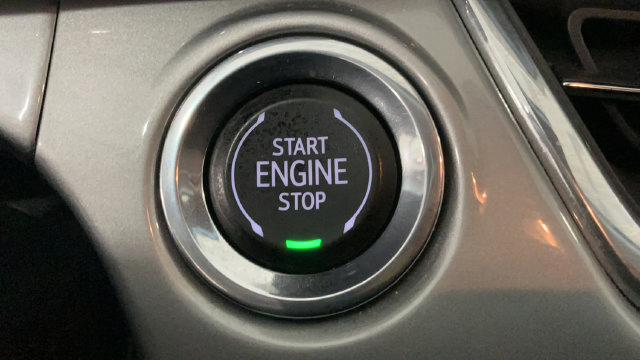 Used 2025 Chevrolet Trax LT w/ LT Convenience Package FWD image 19