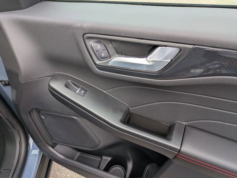 New 2026 Ford Escape ST-Line w/ Tech Pack #1 image 31