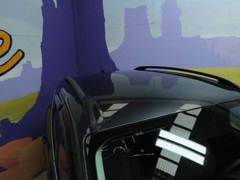 Used 2017 Ford Escape SE w/ Equipment Group 201A image 5