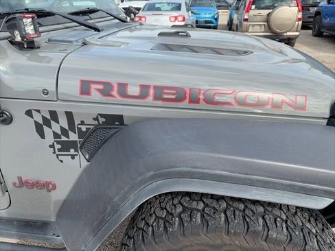 Used 2022 Jeep Wrangler Unlimited Rubicon AWD/4WD image 7