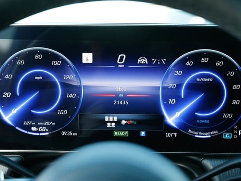 Used 2023 Mercedes-Benz EQS 450+ SUV image 24