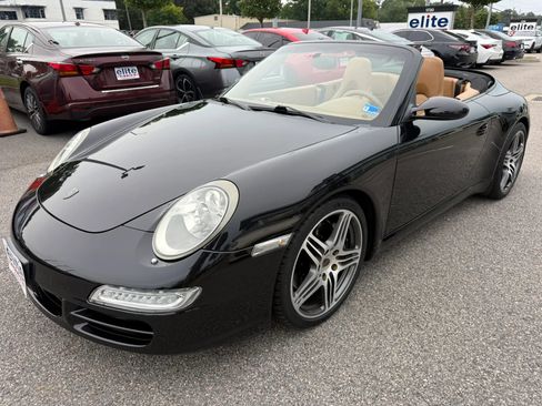 Used 2005 Porsche 911 Carrera RWD image 10