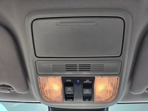 Used 2024 Honda Odyssey EX-L image 26