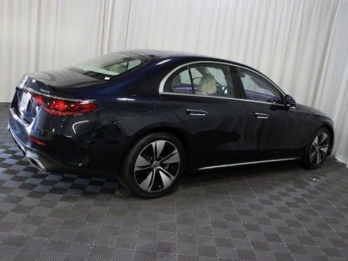 New 2026 Mercedes-Benz E 350 4MATIC Sedan image 6