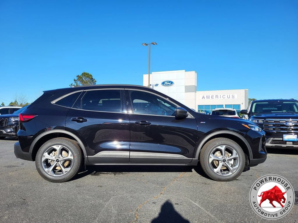 New 2026 Ford Escape ST-Line w/ Tech Pack #1 FWD image 3
