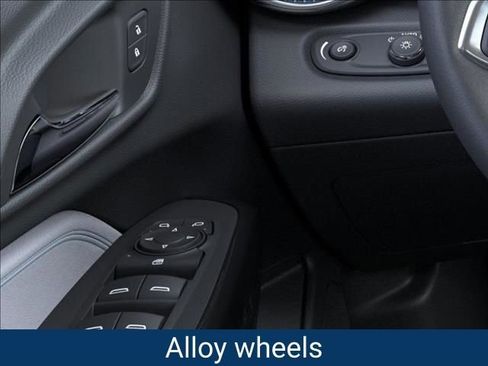 New 2026 Chevrolet Trax LT w/ Driver Confidence Package image 25