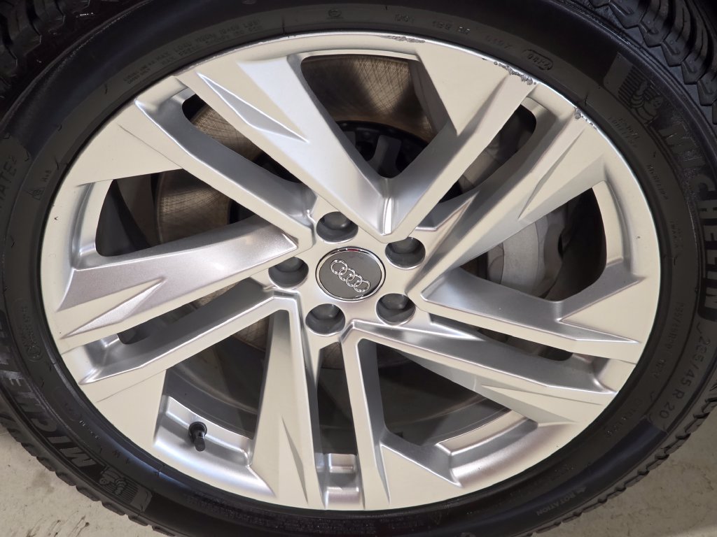 Used 2020 Audi Q7 2.0T Premium Plus w/ Premium Plus Package AWD/4WD image 7
