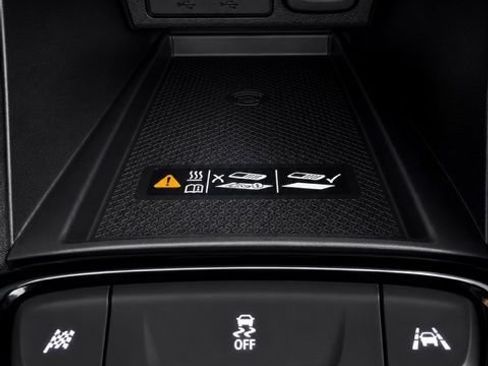 Used 2023 Chevrolet Bolt EUV LT w/ Driver Confidence Package FWD image 20