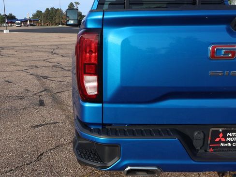 Used 2023 GMC Sierra 1500 Elevation AWD/4WD image 15