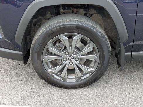 Used 2023 Toyota RAV4 Limited AWD/4WD image 25