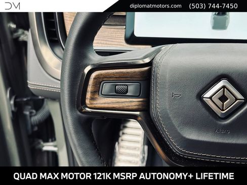 Used 2026 Rivian R1T Premium AWD/4WD image 29