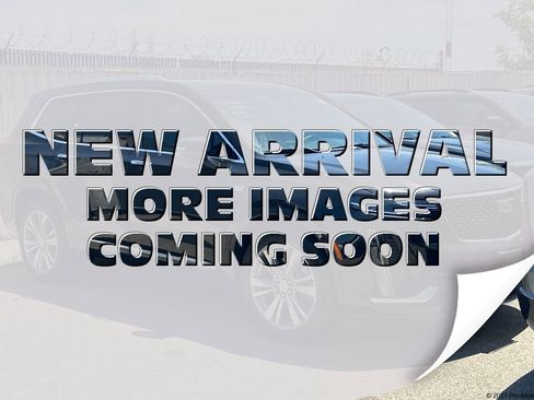 Used 2023 Cadillac XT6 Premium Luxury FWD image 1