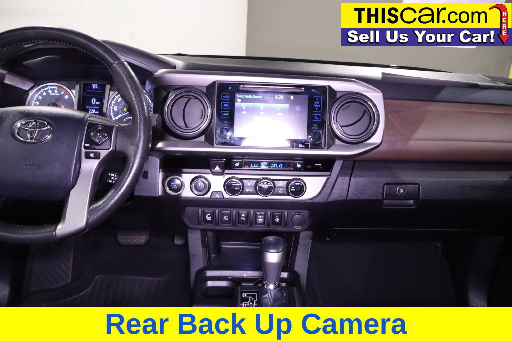 Used 2016 Toyota Tacoma Limited w/ Towing Package AWD/4WD image 28