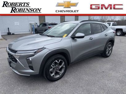 Used 2025 Chevrolet Trax LT w/ LT Convenience Package