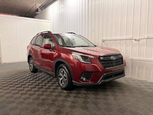 Used 2024 Subaru Forester Premium AWD/4WD image 21