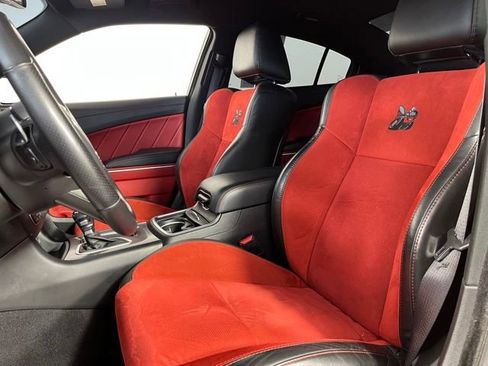 Used 2022 Dodge Charger Scat Pack RWD image 16