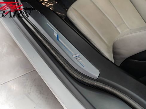 Used 2015 BMW i8 image 22