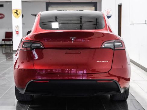 Used 2023 Tesla Model Y Long Range AWD/4WD image 11