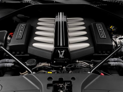 Used 2018 Rolls-Royce Wraith RWD image 60