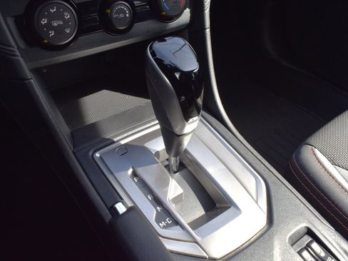 Used 2018 Subaru Crosstrek 2.0i Premium w/ Popular Package #3 image 26