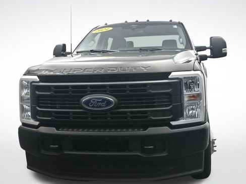 Used 2024 Ford F350 XL AWD/4WD image 2